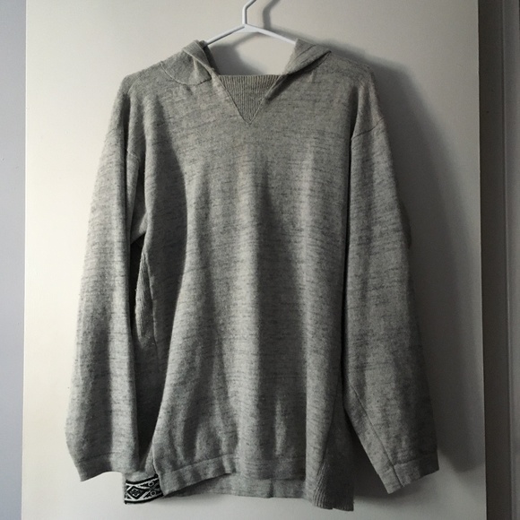 NOT FOR SALE Peruvian Handmade Light Grey Alpaca Hoodie Sweater Size L / XL - Picture 1 of 7